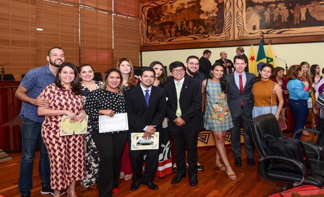 A pedido de Jenilson, Aleac realiza sessão solene em homenagem aos médicos 